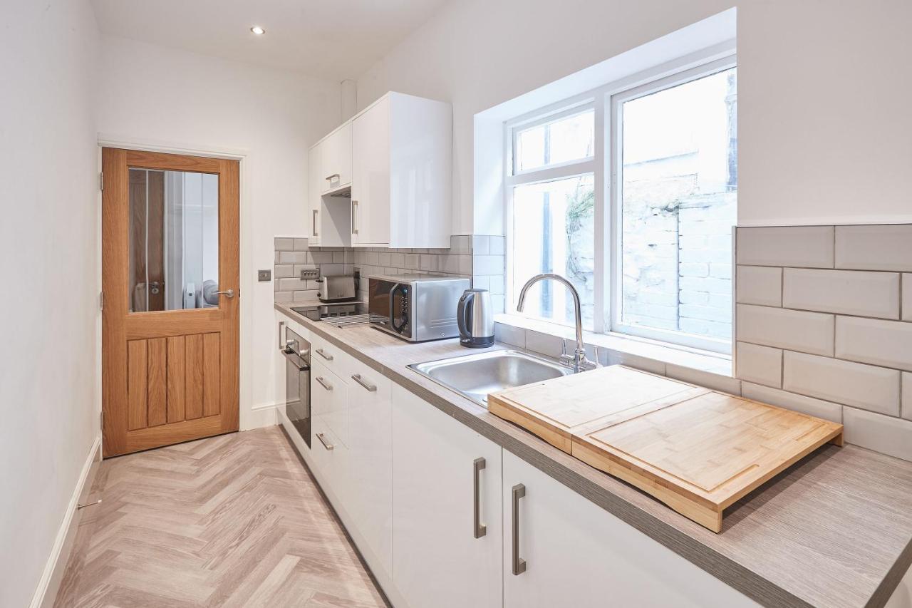Host & Stay - High Street Apartments Caernarfon Buitenkant foto